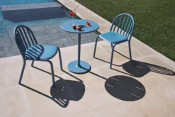 Fred's Bistreau Kleiner runder Gartentisch, blau, 60x60x76 cm