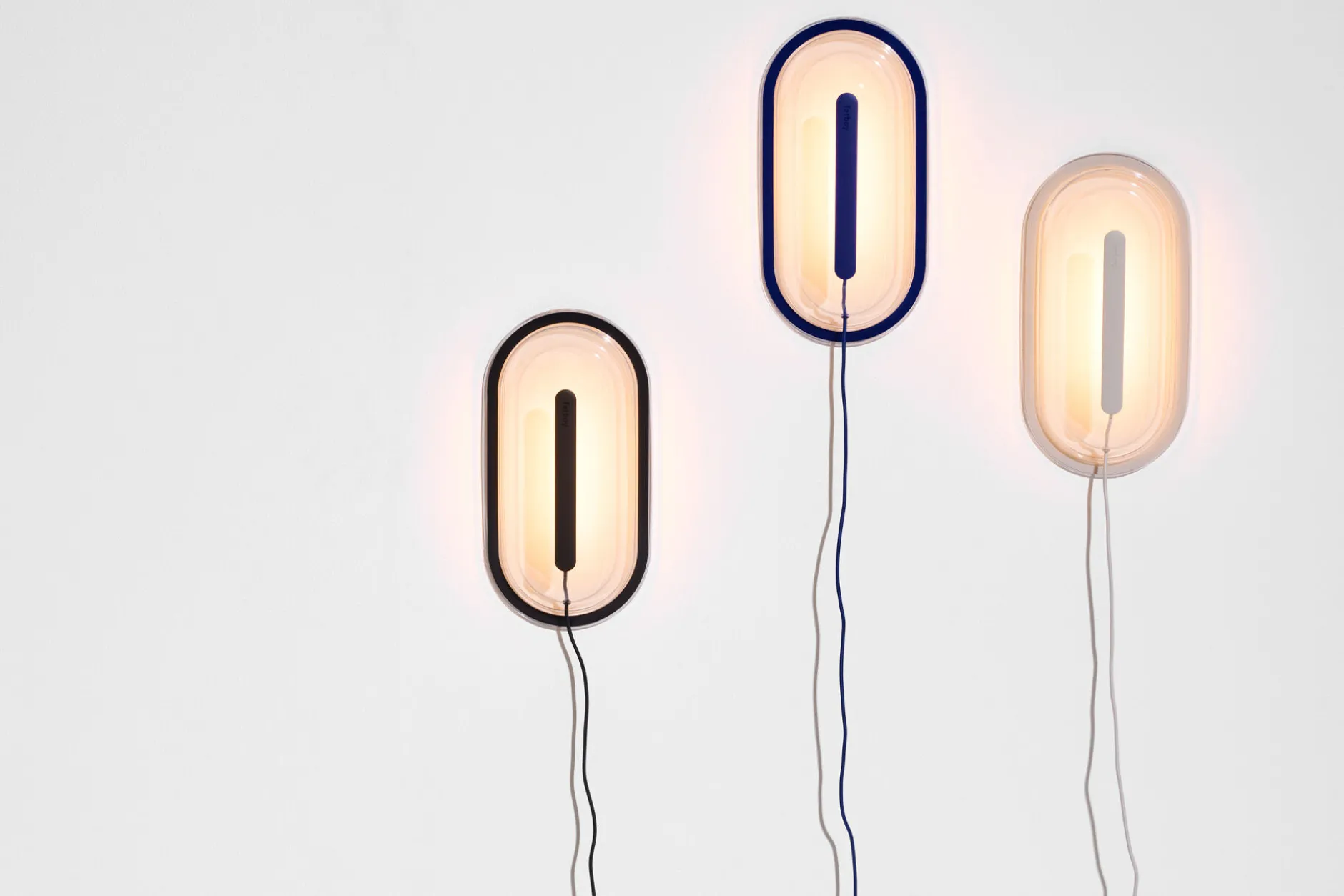 Led's Strip Wandleuchte, blau, 36.5x18.9x7 cm