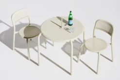 Toní Bistreau Kleiner Gartentisch, beige, 80x80x76 cm
